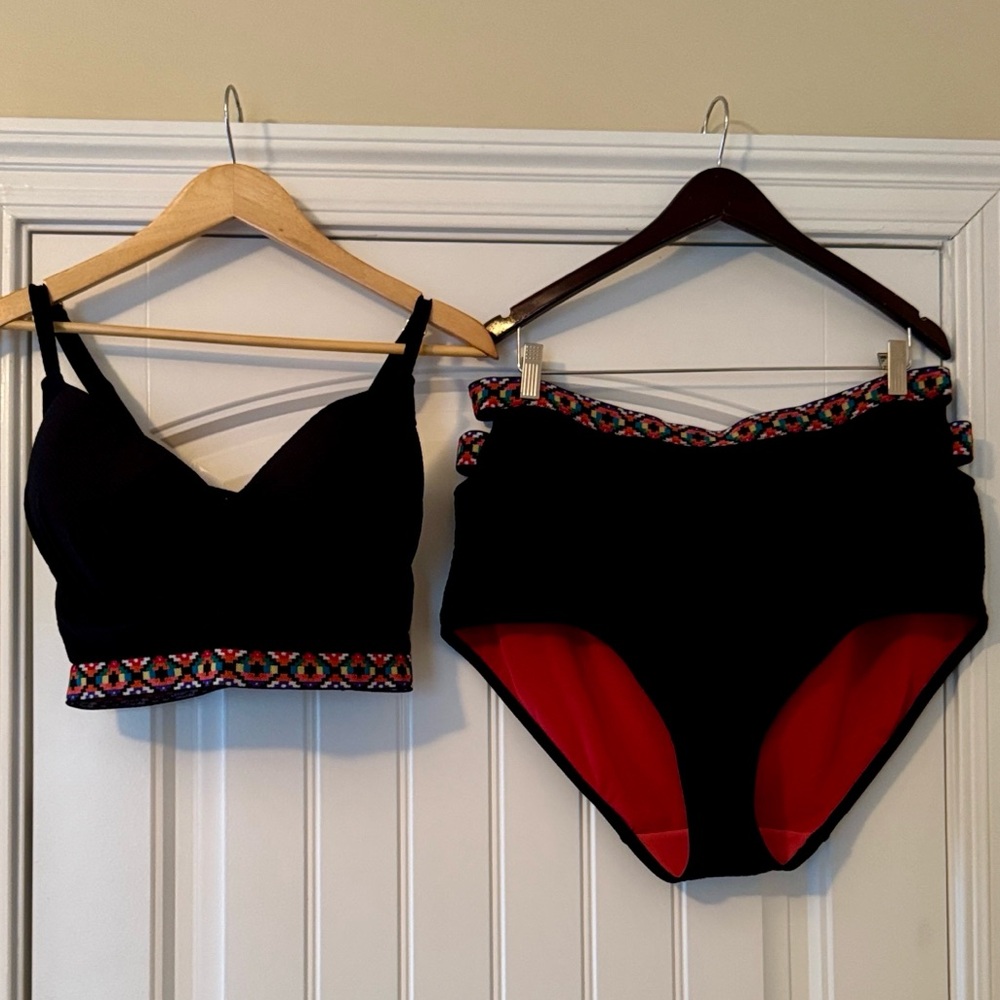 Swim by Cacique Black & Coral Balconette Bikini Set 44D/24W-Plus Size w/Cutouts